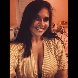 Meet your Posher, Alexis